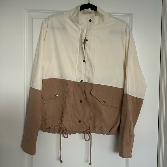 Lightweight zipper jacket - Picture 1 of 3